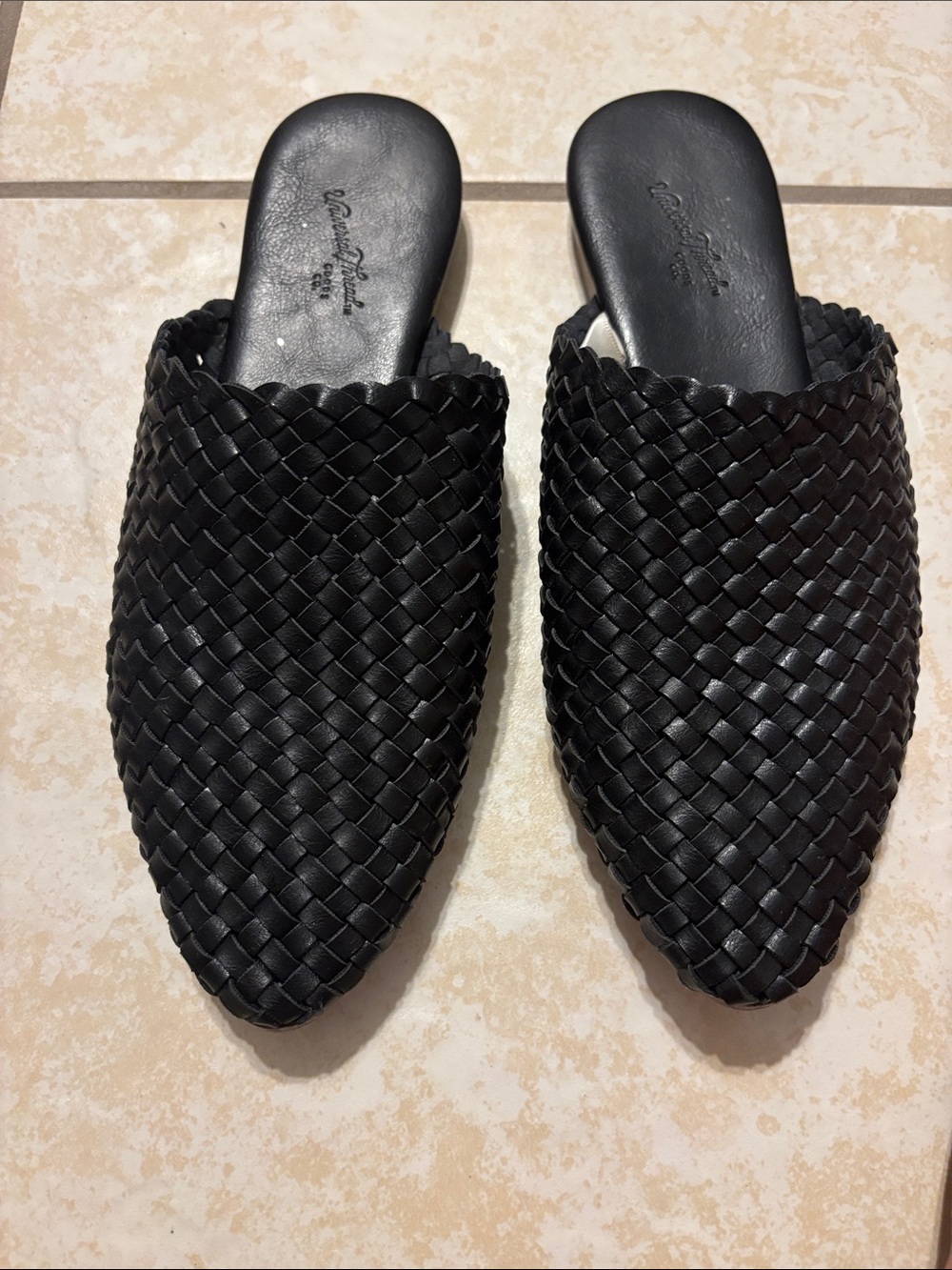Universal Thread Black Woven Slip-On Mules